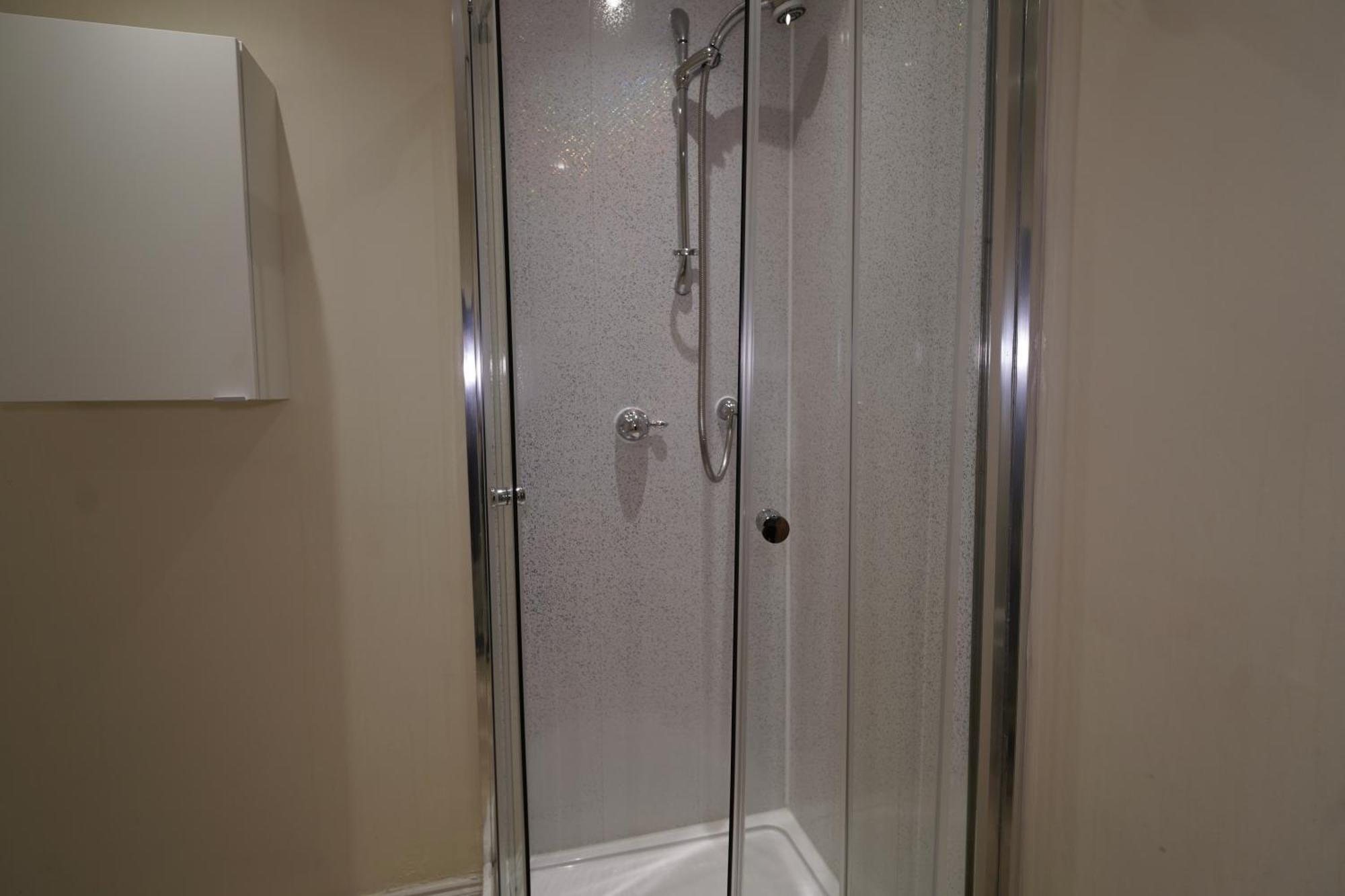 Spacious 2 Bed Apt Next To Royal Mile & Waverley EDI Exterior foto